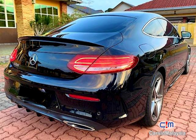 Mercedes Benz C200 2.0-LITER LUXURY AMG TURBO COUPE SPORT Automatic 2017 - image 4