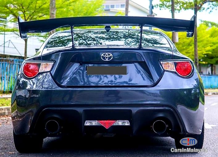 Toyota 86 2.0-LITER MANUAL SPORTCAR BOXER ENGINE Manual 2013 in Malaysia