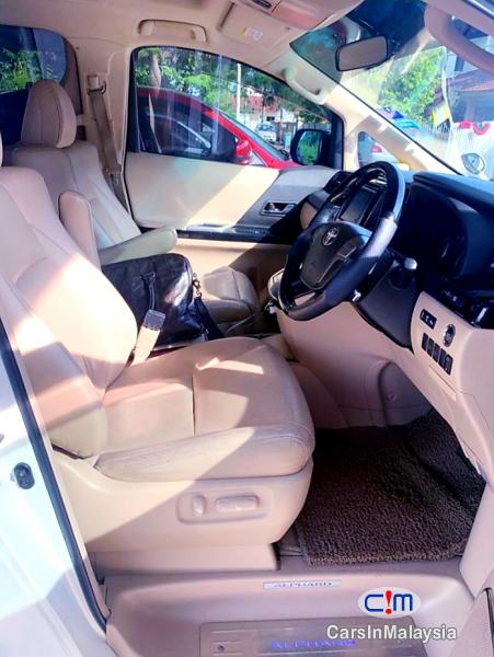 Toyota Alphard 3.5-LITER LUXURY FAMILY MPV 7 SEATER FULLSPEC Automatic 2014 in Kuala Lumpur