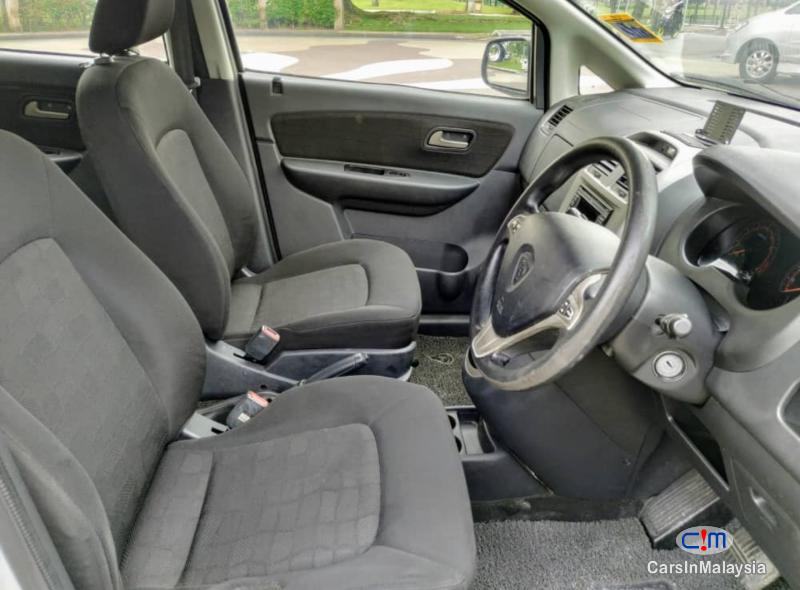 Proton Exora 1.6-LITER FAMILY MPV 7 SEATER Automatic 2011 in Malaysia - image
