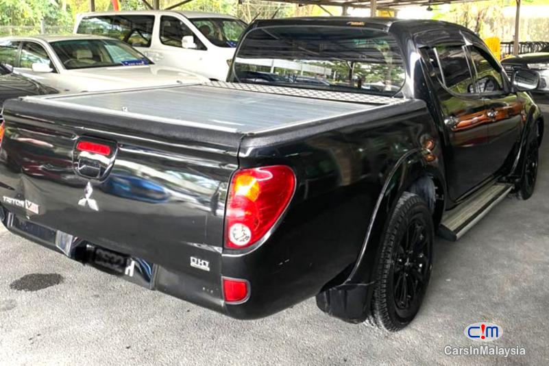 Picture of Mitsubishi Triton 2.5-LITER DOUBLE CAB 4X4 AUTO DIESEL TURBO Automatic 2013 in Selangor