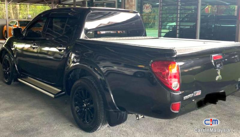Picture of Mitsubishi Triton 2.5-LITER DOUBLE CAB 4X4 AUTO DIESEL TURBO Automatic 2013 in Malaysia