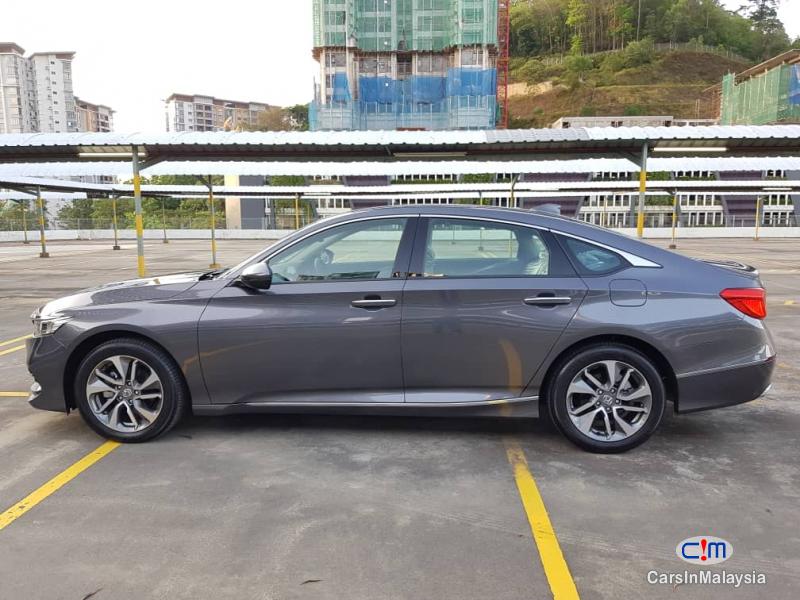 Honda Accord 1.5-LITER NEW MODEL LUXURY TURBO SEDAN Automatic 2021 - image 13