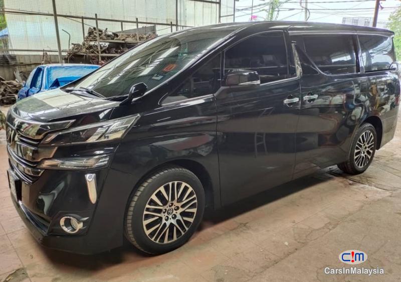 Toyota Vellfire 3.5-LITER LUXURY FAMILY MPV NEW MODEL FACELIFT Automatic 2017 - image 12