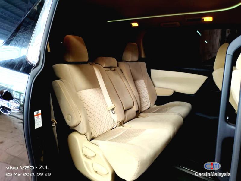 Toyota Vellfire 3.5-LITER LUXURY FAMILY MPV NEW MODEL FACELIFT Automatic 2017 in Kuala Lumpur - image
