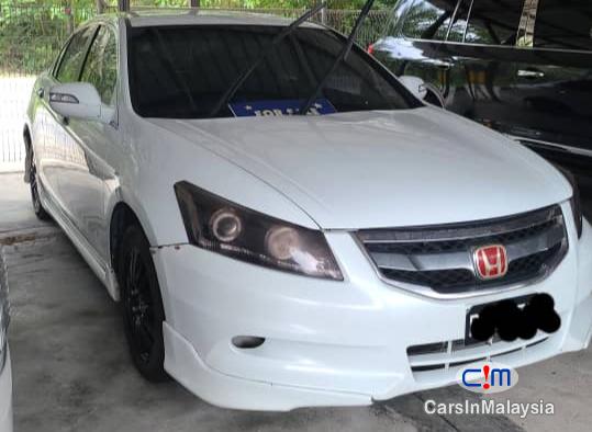 Honda Accord 2.4-LITER I-VTEC LUXURY SEDAN Automatic 2009 - image 2