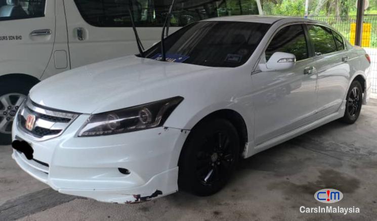 Honda Accord 2.4-LITER I-VTEC LUXURY SEDAN Automatic 2009 - image 4