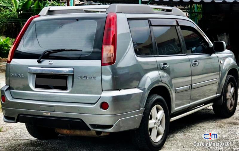 Nissan X-Trail 2.5-LITER FAMILY SUV Automatic 2009 - image 4