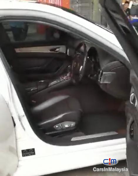 Porsche Panamera 3.6-LITER SPORTS CAR KERETA SAMBUNG BAYAR Automatic 2011 - image 8
