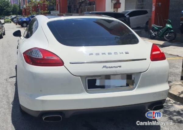 Porsche Panamera 3.6-LITER SPORTS CAR KERETA SAMBUNG BAYAR Automatic 2011 - image 9