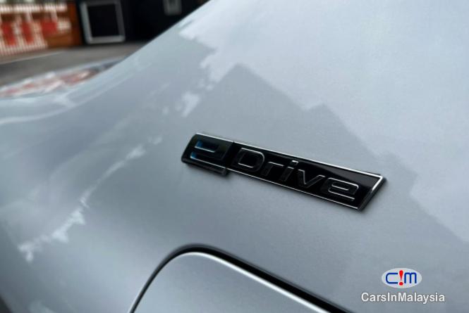 BMW 5 Series 2.0-LITER LUXURY M-SPORTS SEDAN Automatic 2018 - image 16