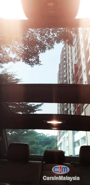 Mercedes Benz E300D 2.2-LITER DIESEL HYBRID LUXURY SEDAN Automatic 2015 - image 10