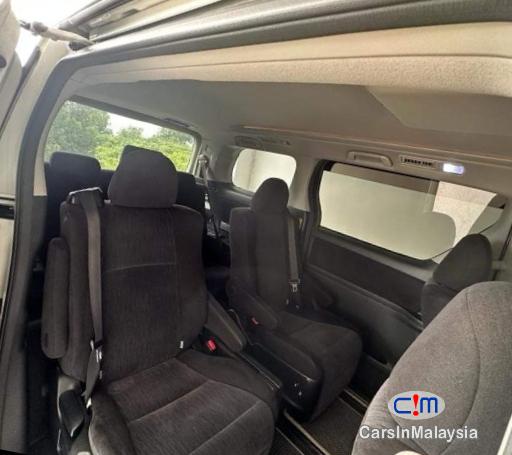 Toyota Vellfire 2.4-LITER LUXURY FAMILY MPV 7 SEATERS Automatic 2017 - image 5