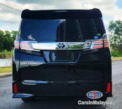 Toyota Vellfire 2.5-LITER LUXURY FAMILY MPV 7 SEATERS Automatic 2017 in Malaysia