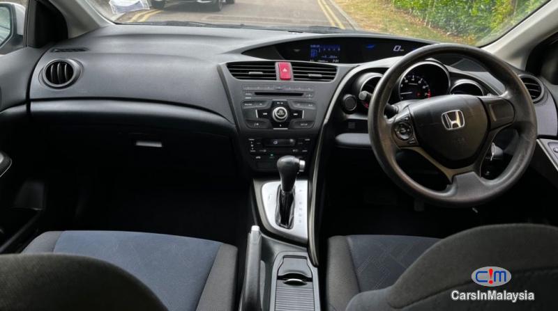 Honda Civic I-VTEC SE Plus-T Automatic 2013 - image 5