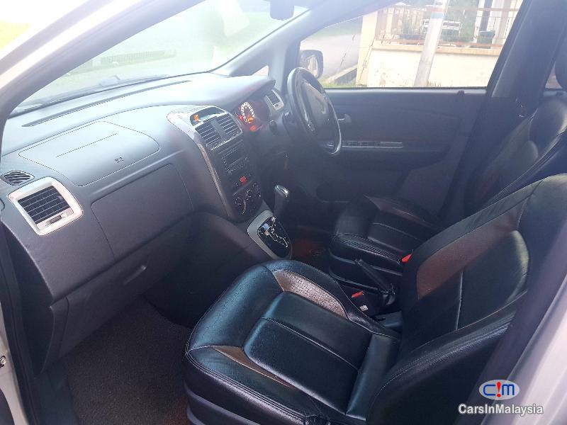 Proton Exora 1.6-Liter Economy Family MPV Automatic 2012 - image 9