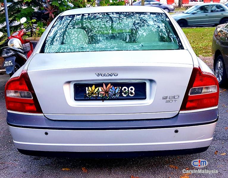 Volvo S80 2.0-LITER OLD BIG CAR LUXURY SEDAN Automatic 2002 - image 10