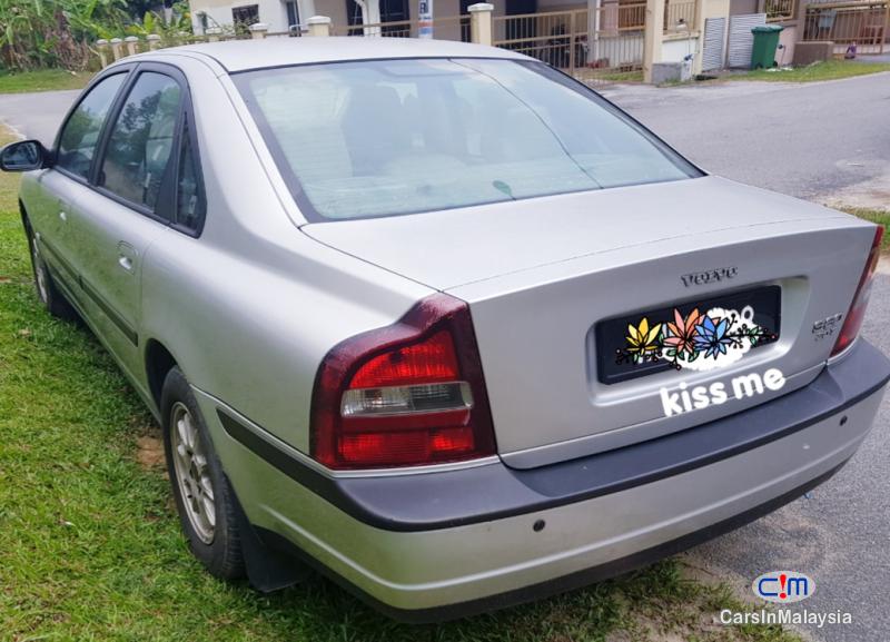 Volvo S80 2.0-LITER OLD BIG CAR LUXURY SEDAN Automatic 2002 - image 4