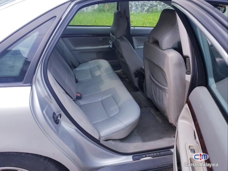 Volvo S80 2.0-LITER OLD BIG CAR LUXURY SEDAN Automatic 2002 - image 7
