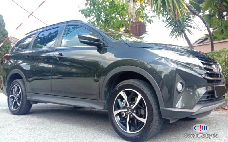 Perodua Aruz 1.5-LITER FUEL ECONOMY FAMILY MPV Automatic 2019 - image 10