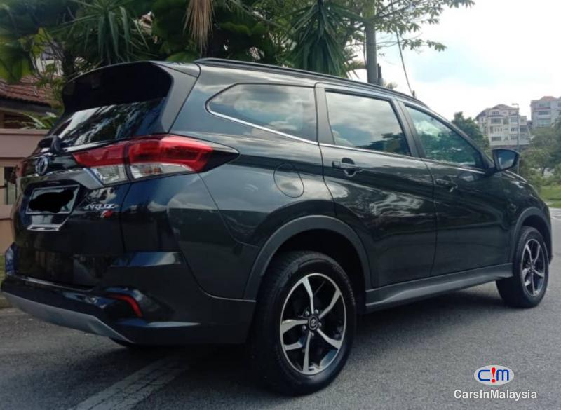 Perodua Aruz 1.5-LITER FUEL ECONOMY FAMILY MPV Automatic 2019