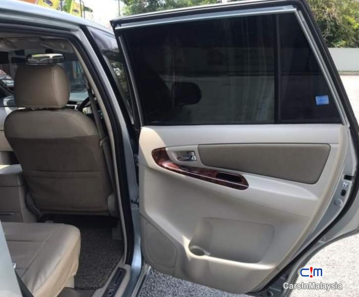 Toyota Innova 2.0-LITER ECONOMY FAMILY MPV CAR Automatic 2016 - image 10