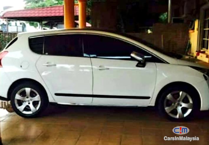 Peugeot 3008 SUV 5 SEAT Automatic 2014 - image 5