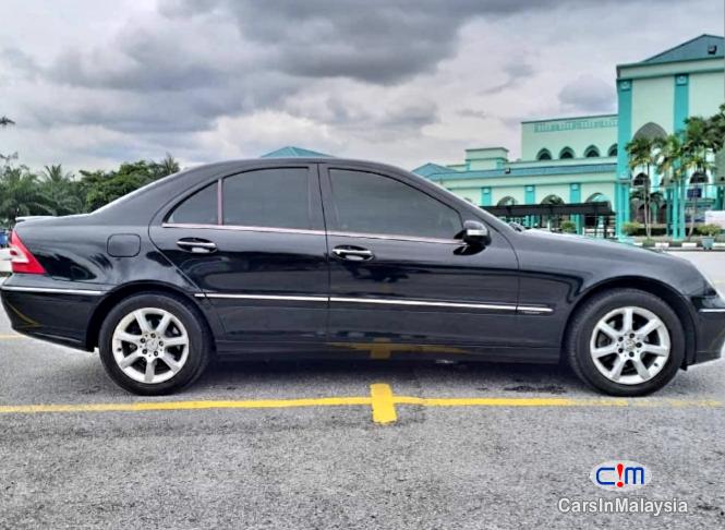 Mercedes Benz C200 1.8-LITER LUXURY SEDAN FULL SPEC Automatic 2008 - image 3