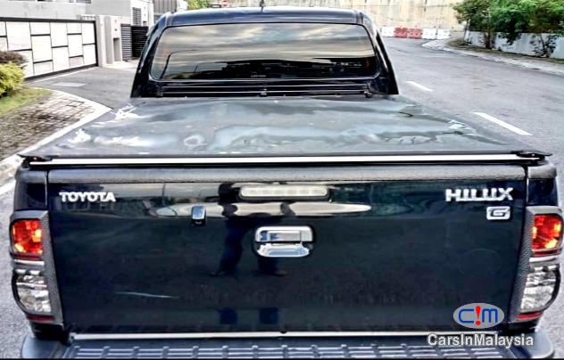 Toyota Hilux 2.5-LITER 4X4 TURBO DIESEL AUTO Automatic 2015 - image 20
