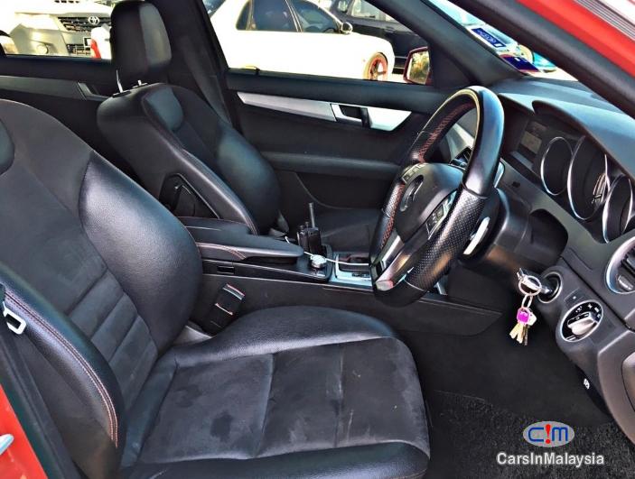 Mercedes Benz C180 CGI 1.6-LITER LUXURY SEDAN Automatic 2013 - image 10