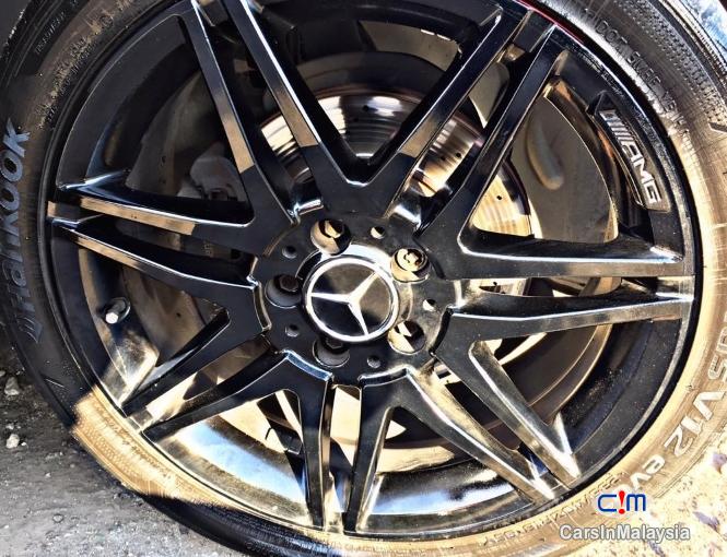 Mercedes Benz C180 CGI 1.6-LITER LUXURY SEDAN Automatic 2013 - image 11