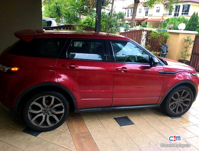 Land Rover Range Rover Evoque 2.0-LITER LUXURY SUV Automatic 2015