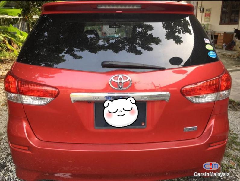 Toyota Wish 1800 Automatic 2014 - image 2
