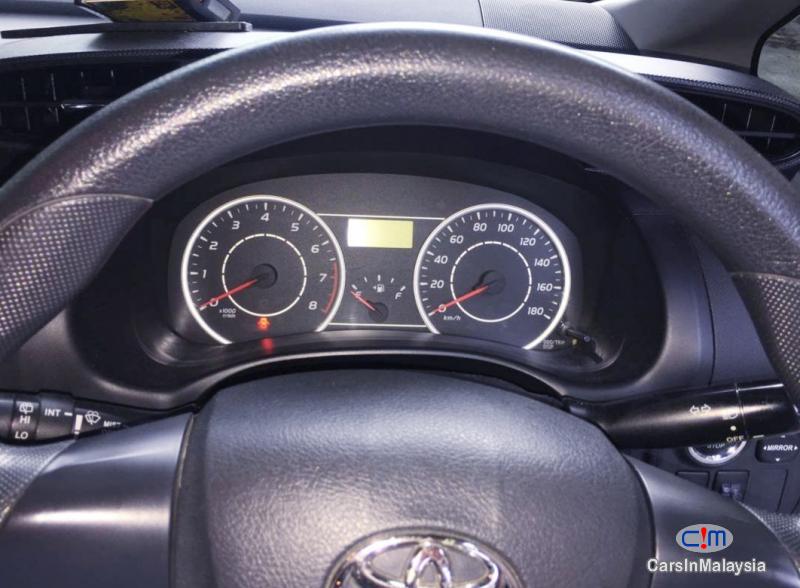 Toyota Wish 1800 Automatic 2014 - image 3