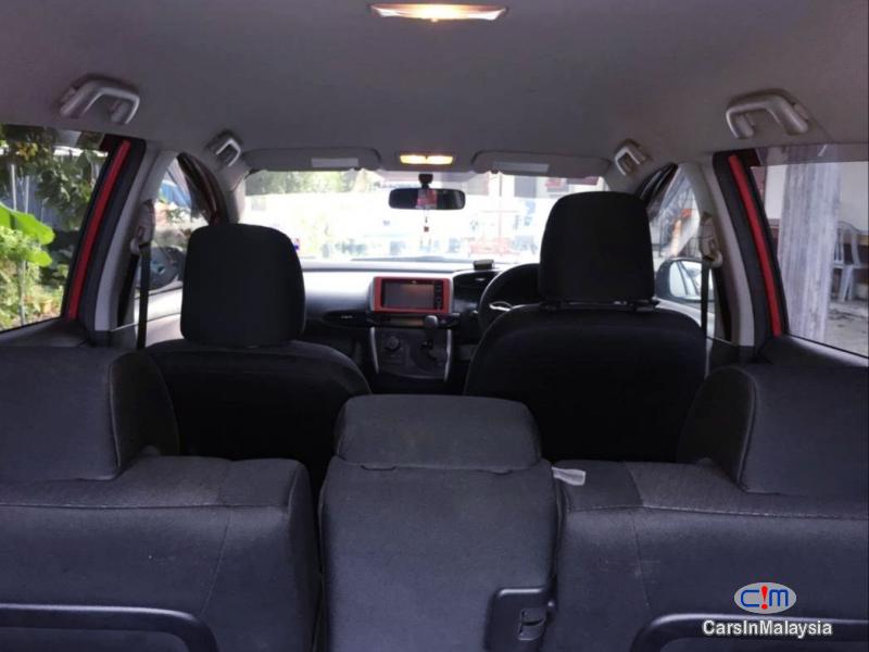 Toyota Wish 1800 Automatic 2014 - image 9