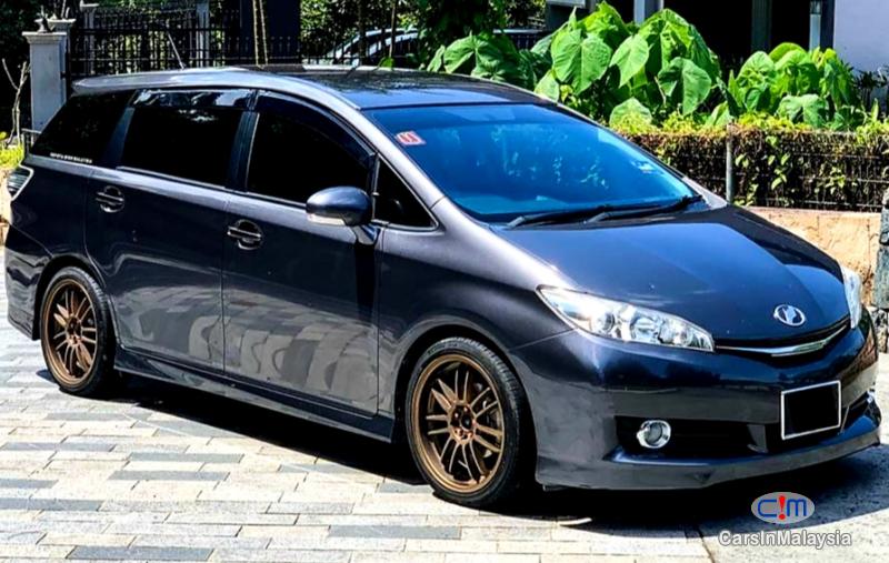 Toyota Wish 1.8-LITER FAMILY MPV Automatic 2013 in Kuala Lumpur