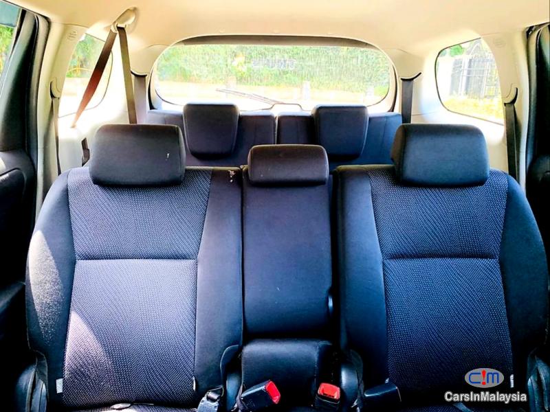 Toyota Wish 1.8-LITER FAMILY MPV Automatic 2013 - image 9