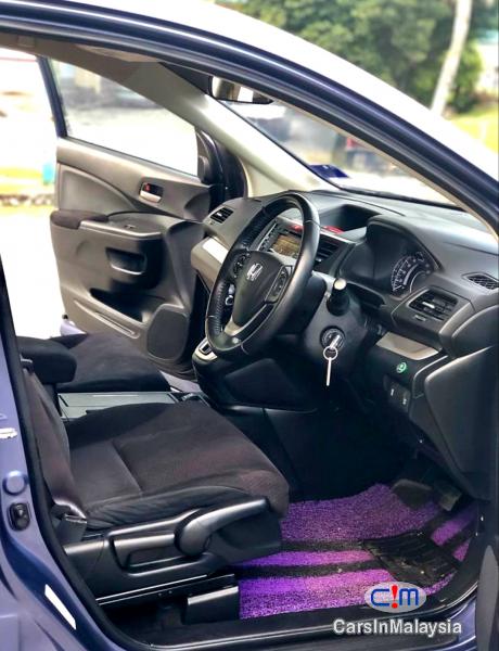 Honda CR-V 2.0-LITER ECONOMIC FAMILY SUV Automatic 2013 in Malaysia - image