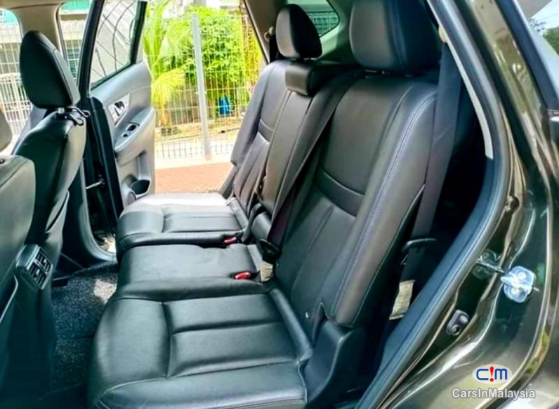 Nissan X-Trail 2.5-LITER 4X4 ECONOMY FAMILY SUV Automatic 2015 - image 9