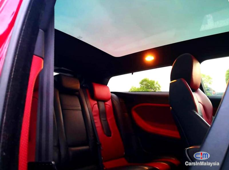 Land Rover Range Rover Evoque 2.0-LITER LUXURY SUV Automatic 2012 - image 9