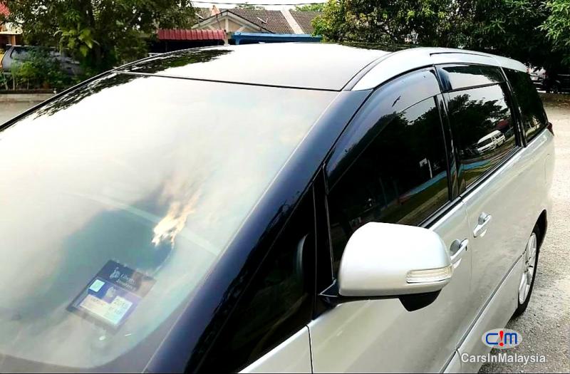 Toyota Estima 2.4-LITER LUXURY FAMILY MPV 7 SEATER Automatic 2012 - image 8