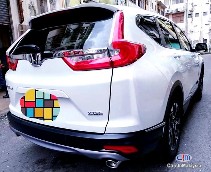 Honda CR-V 2.0-LITER LUXURY SUV Automatic 2018 - image 3