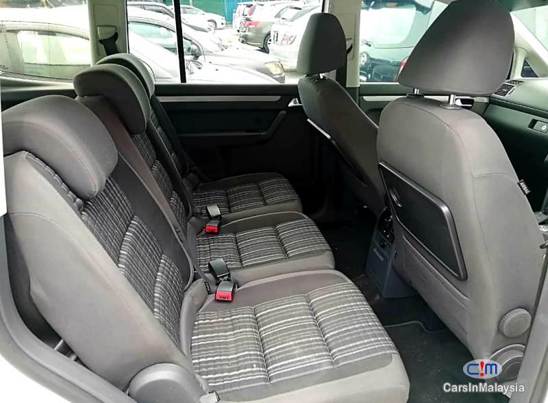 Volkswagen Cross Touran 1.4-LITER TSI FUEL SAVER FAMILY MPV Automatic 2012 - image 6