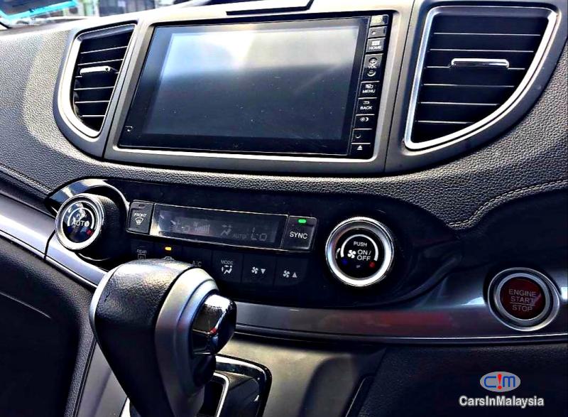 Honda CR-V 2.0-LITER LUXURY FAMILY SUV Automatic 2015 - image 6