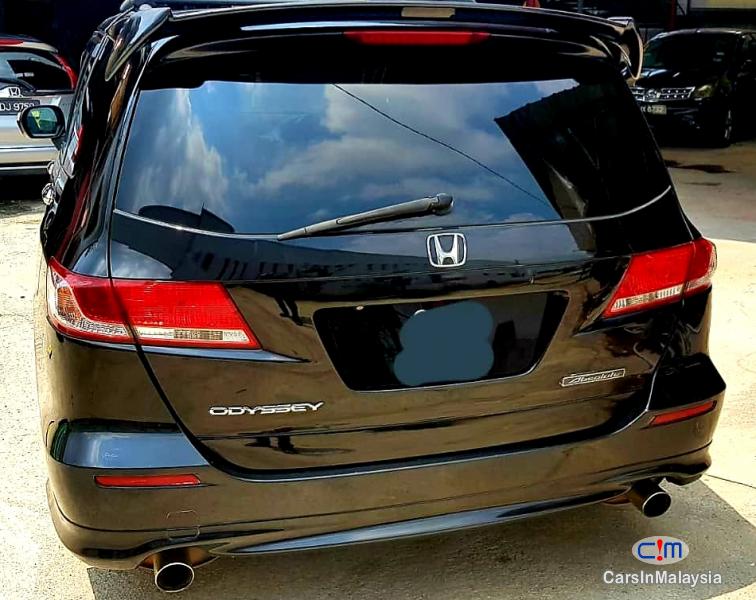 Honda Odyssey 2.4-LITER LUXURY 7 SEATERS FAMILY MPV Automatic 2014 - image 4