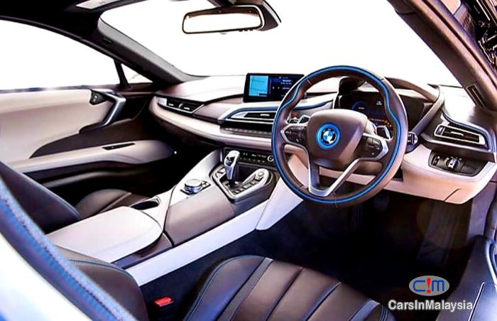 BMW 1.5-LITER E-DRIVE HYBRID SUPER SPORTCAR Automatic 2019 - image 8