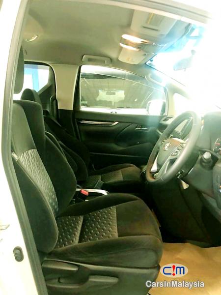 Toyota Vellfire 2.5-LITER LUXURY MPV NEW ROBOT MODEL FACELIFT Automatic 2020 - image 10