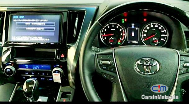 Toyota Vellfire 2.5-LITER LUXURY FAMILY MPV Automatic 2018 in Selangor