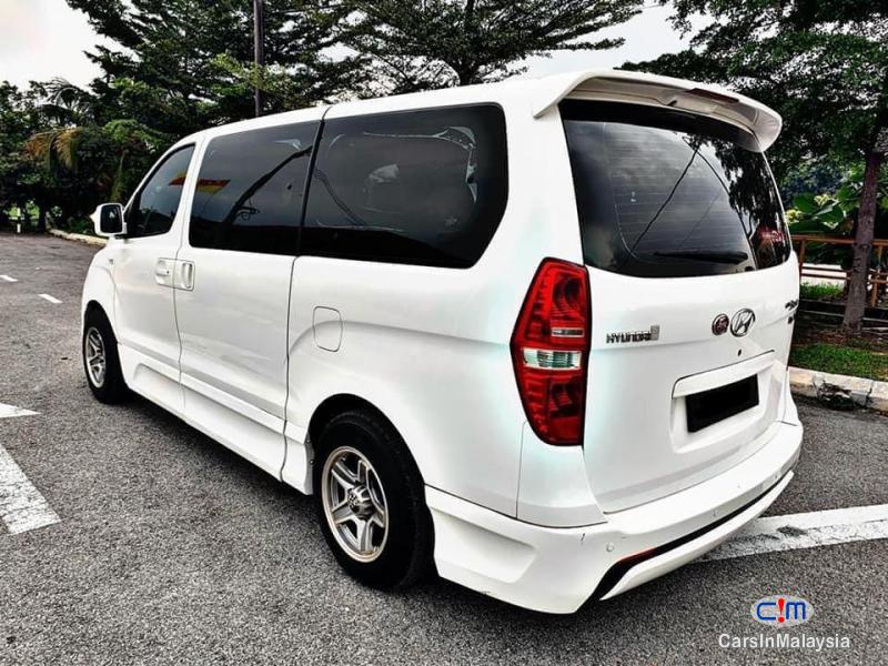 Hyundai Grand Starex 2.5-LITER 11 SEATER FAMILY MPV Automatic 2013 in Selangor