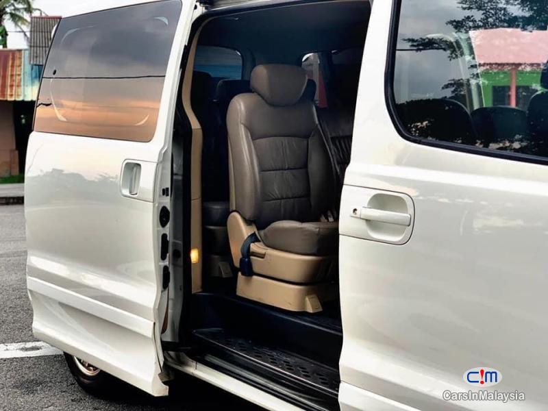 Picture of Hyundai Grand Starex 2.5-LITER 11 SEATER FAMILY MPV Automatic 2013 in Malaysia